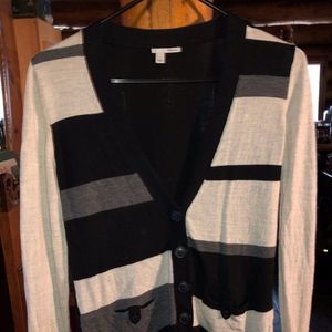 Haolgen Small V neck Tri Color Cardigen